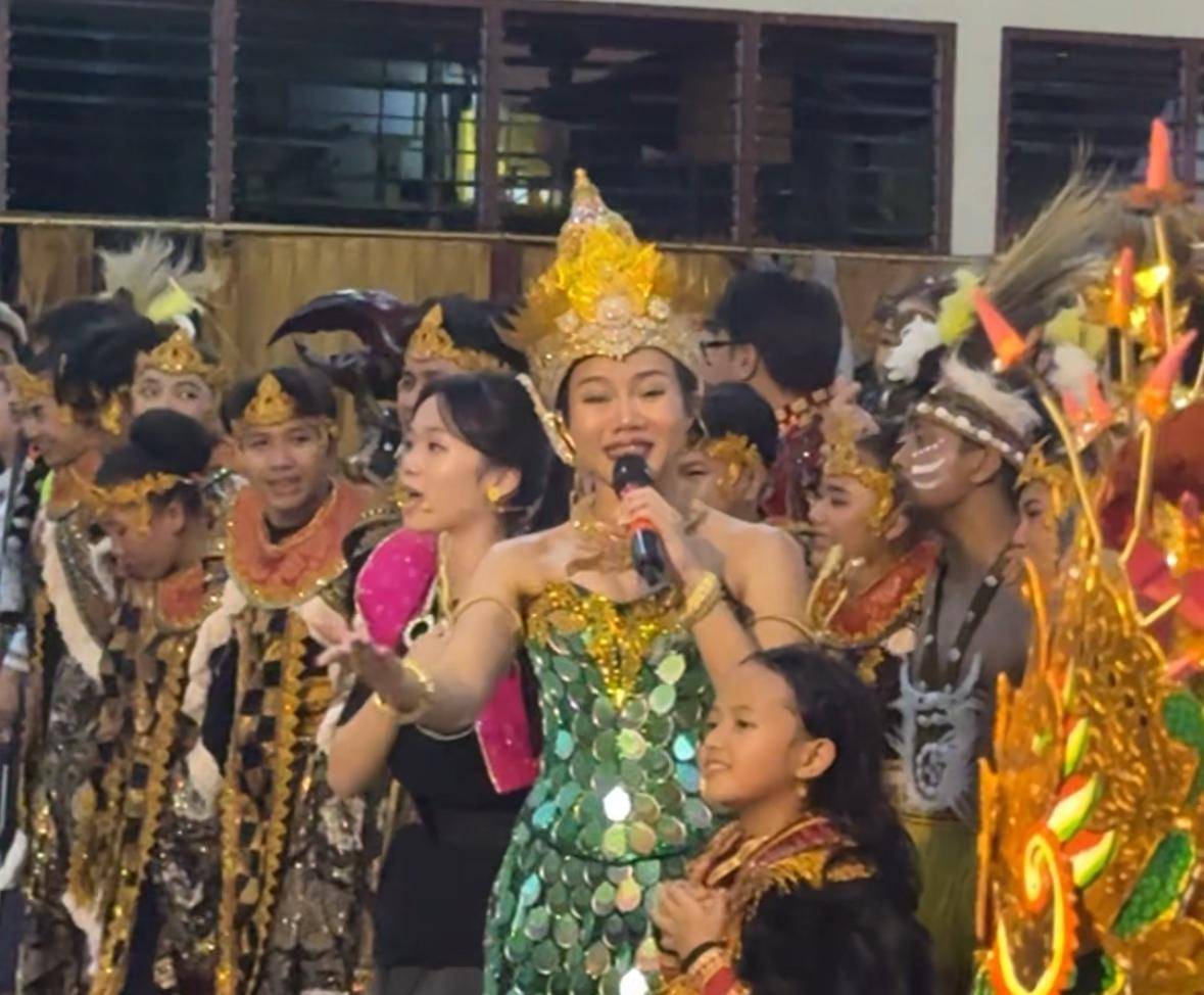 momen rehearsal Pagelaran Sabang Merauke pada Rabu (13/8/2025) (IDN Times/Elizabeth Chiquita)