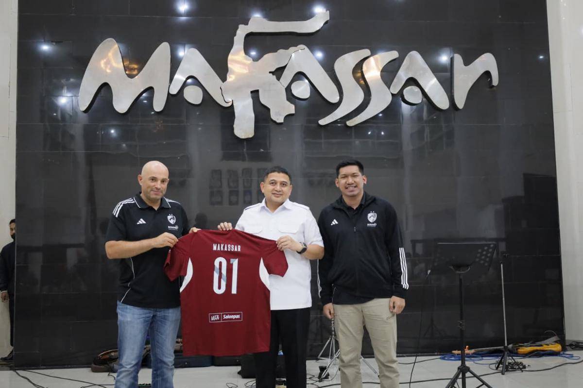 Wali Kota Makassar Munafri Arifuddin menjamu pemain dan pelatih PSM Makassar makan malam, Rabu (13/8/2025). (Dok. Istimewa)