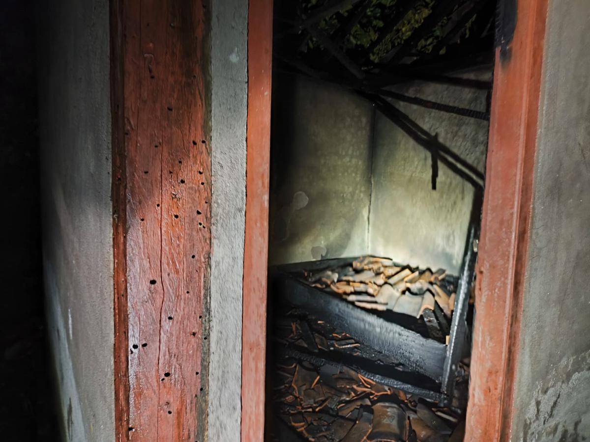 Kondisi bangunan kamar korban alami kebakaran.