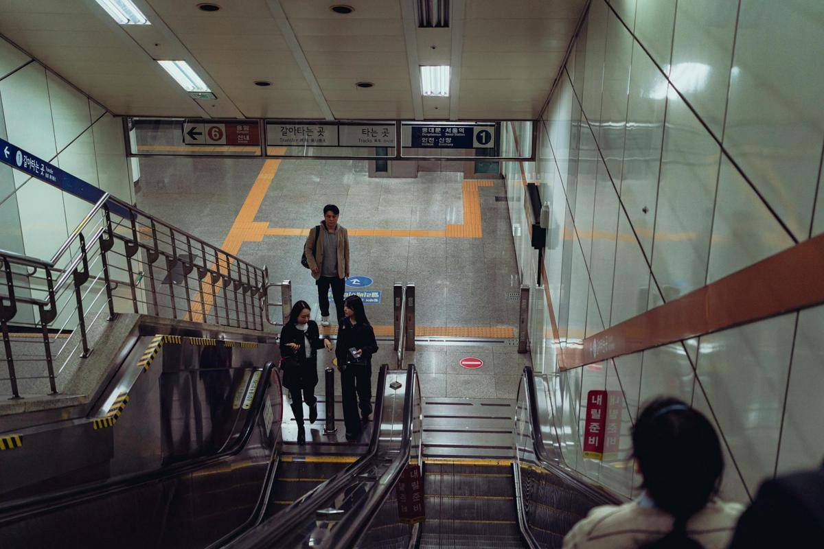 potret subway station (pexels.com/Khanh Nguyen)