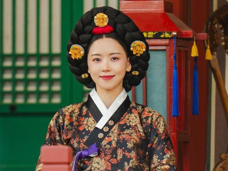 Still cut Kang Han Na di drama Bon Appétite, Your Majesty (dok.tvN Drama/Bon Appétite, Your Majesty)