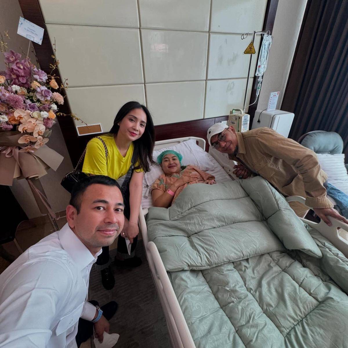 Mpok Alpa dan suami (instagram.com/nina_mpokalpa)