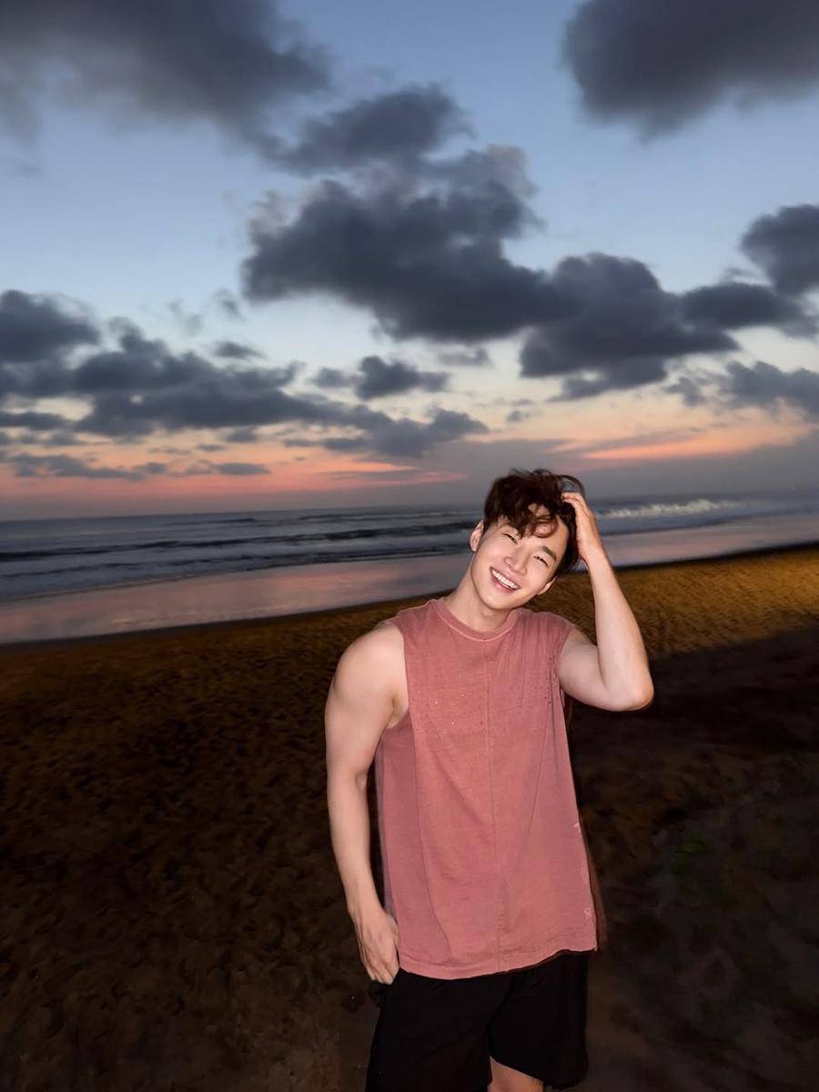 potret liburan Henry Lau di Bali (instagram.com/henryl89)