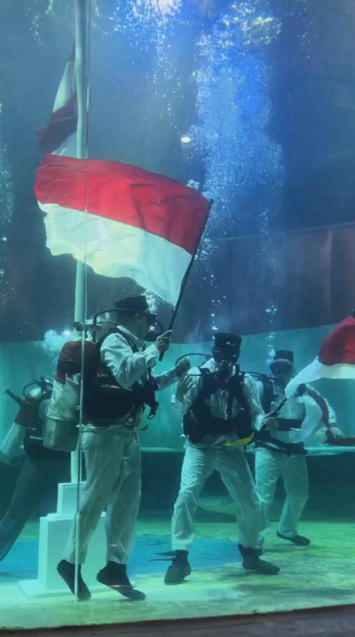 Persiapan Ruben Onsu Jadi Pengibar Bendera (Instagram.com/ruben_onsu)