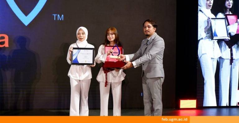 Mahasiswa UGM Menang Lomba Technopreneur Berkat Ide Tiket Berbasis Wajah