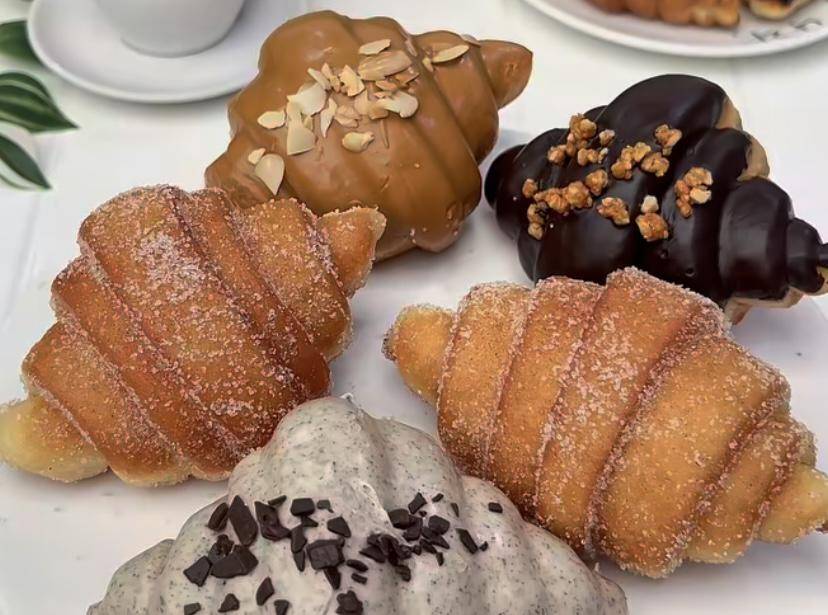 Croissant donut (instagram.com/@meina83)
