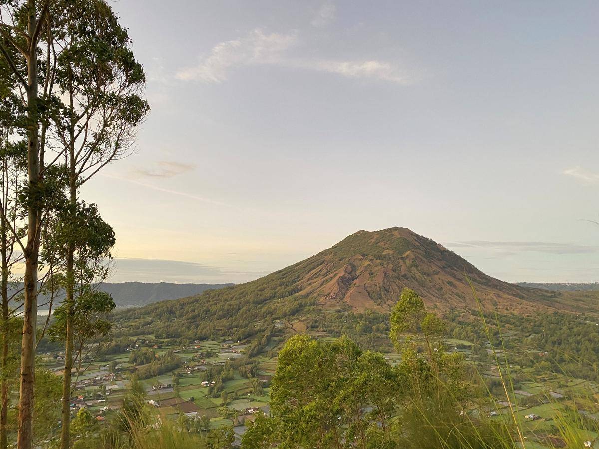 Gunung Batur (commons.wikimedia.org/Eka343)