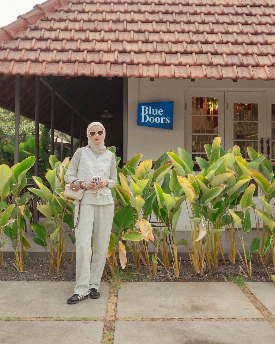 outfit hijab ngampus buat maba ala Dhatu Rembulan (instagram.com/dhaturembulan)