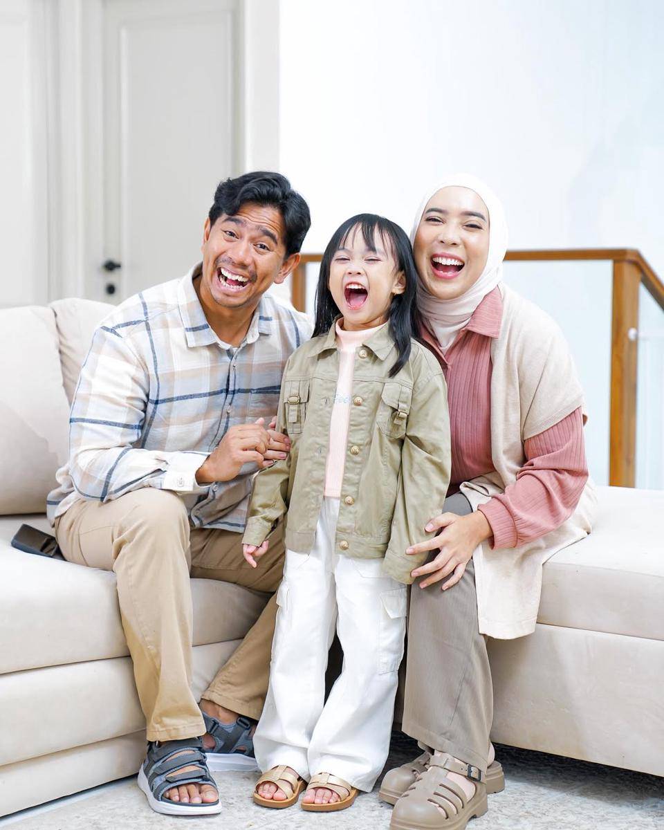 referensi outfit ibu dan anak ala Fitri Tropica (instagram.com/fitrop)
