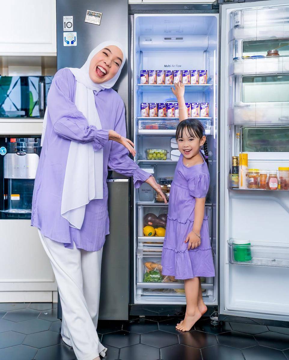 referensi outfit ibu dan anak ala Fitri Tropica (instagram.com/fitrop)