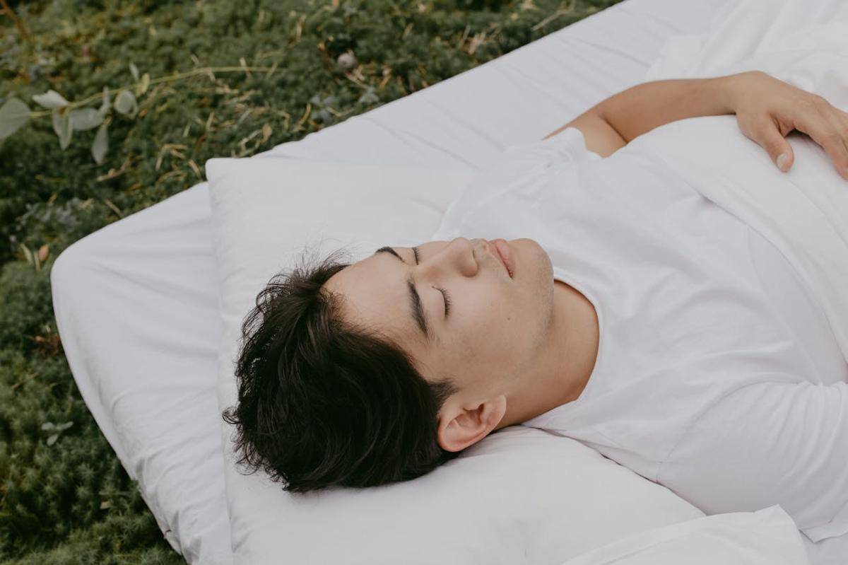 ilustrasi tidur 