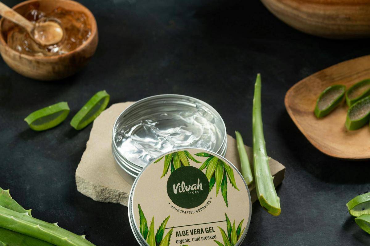 ilustrasi produk berbahan dasar aloe vera (lidah buaya) (pexels.com/Vilvah Store)