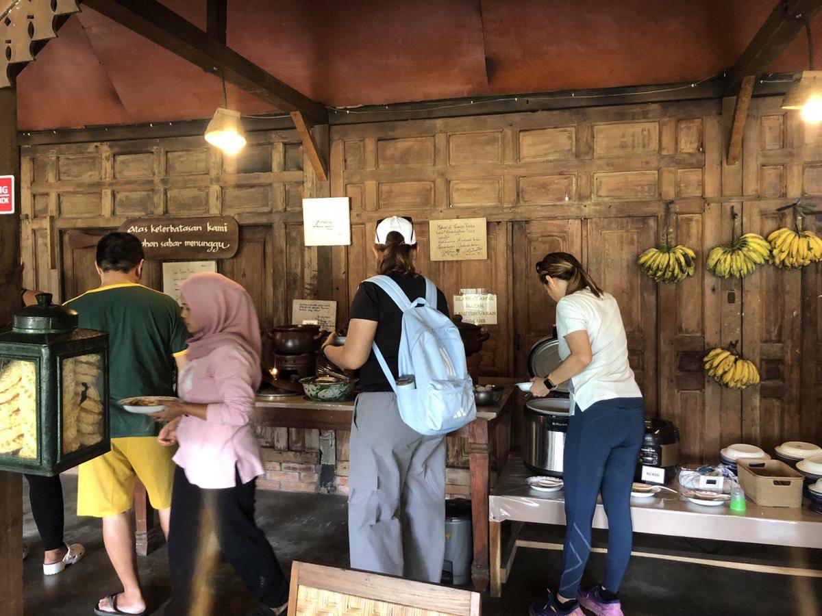 Harga Pawon Purba, Tempat Sarapan dengan View Gunung Api Purba (Dok. Pribadi/Dita R)