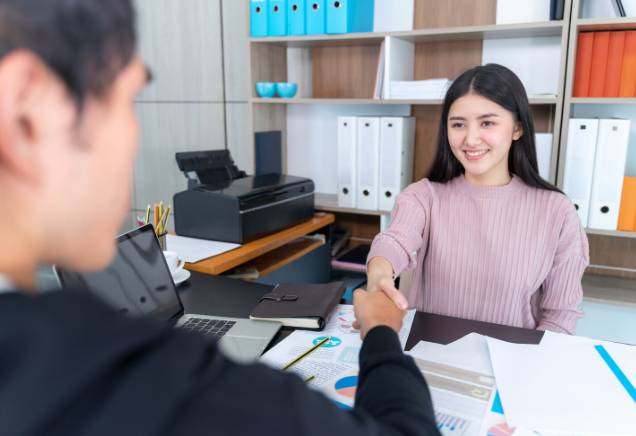 ilustrasi pekerjaan customer service