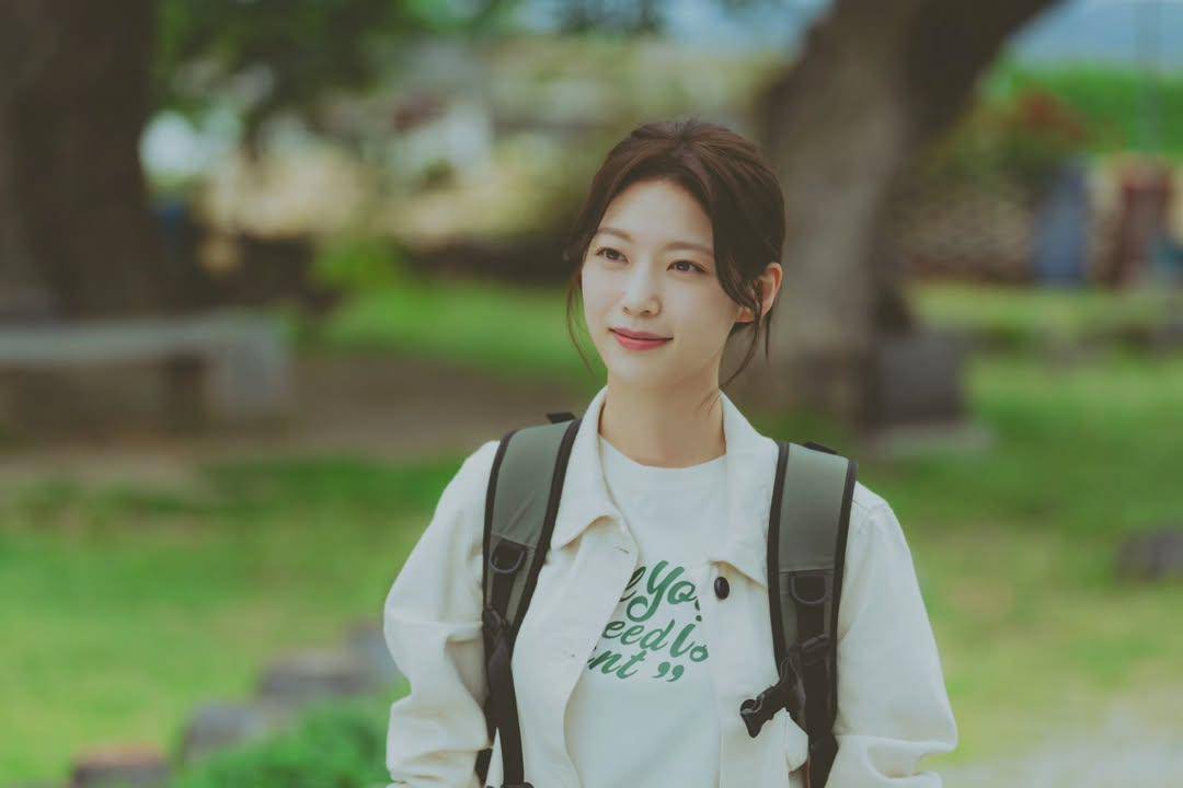 Gong Seung Yeon di KDrama My Lovely Journey (instagram.com/travelagency_summer)