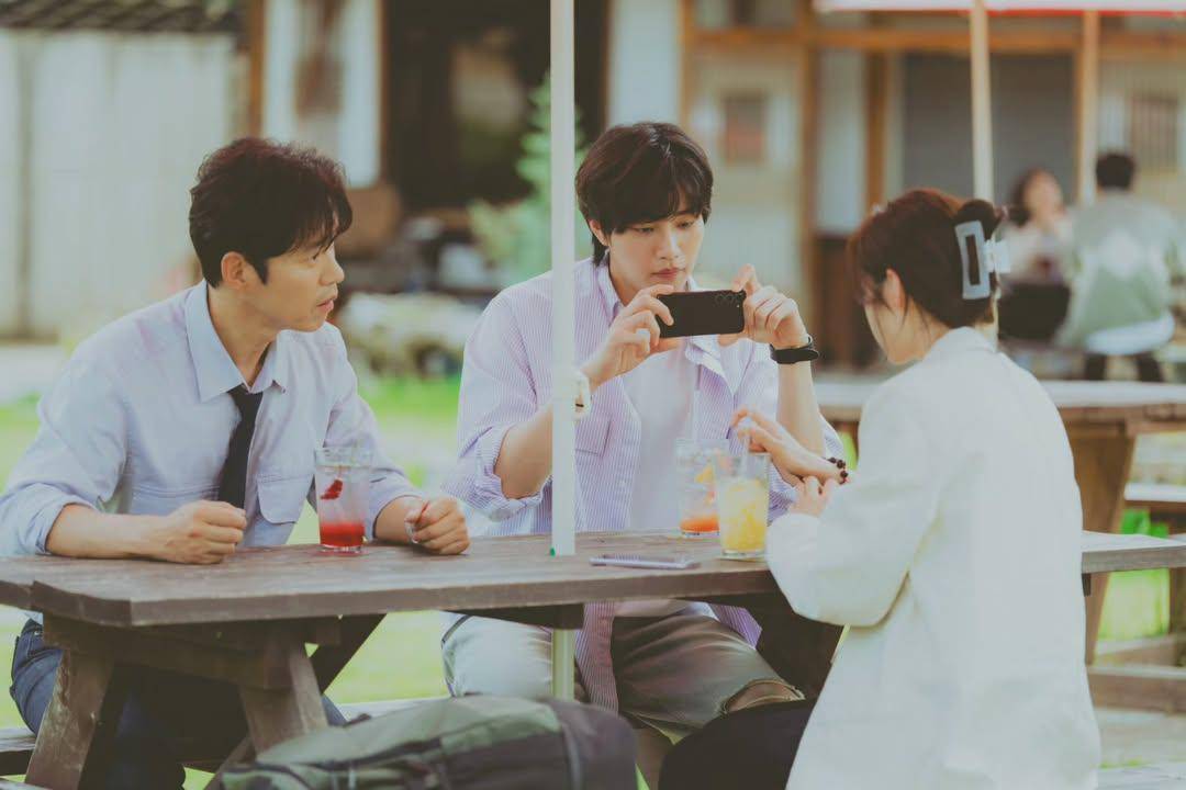 cuplikan KDrama My Lovely Journey (instagram.com/travelagency_summer)
