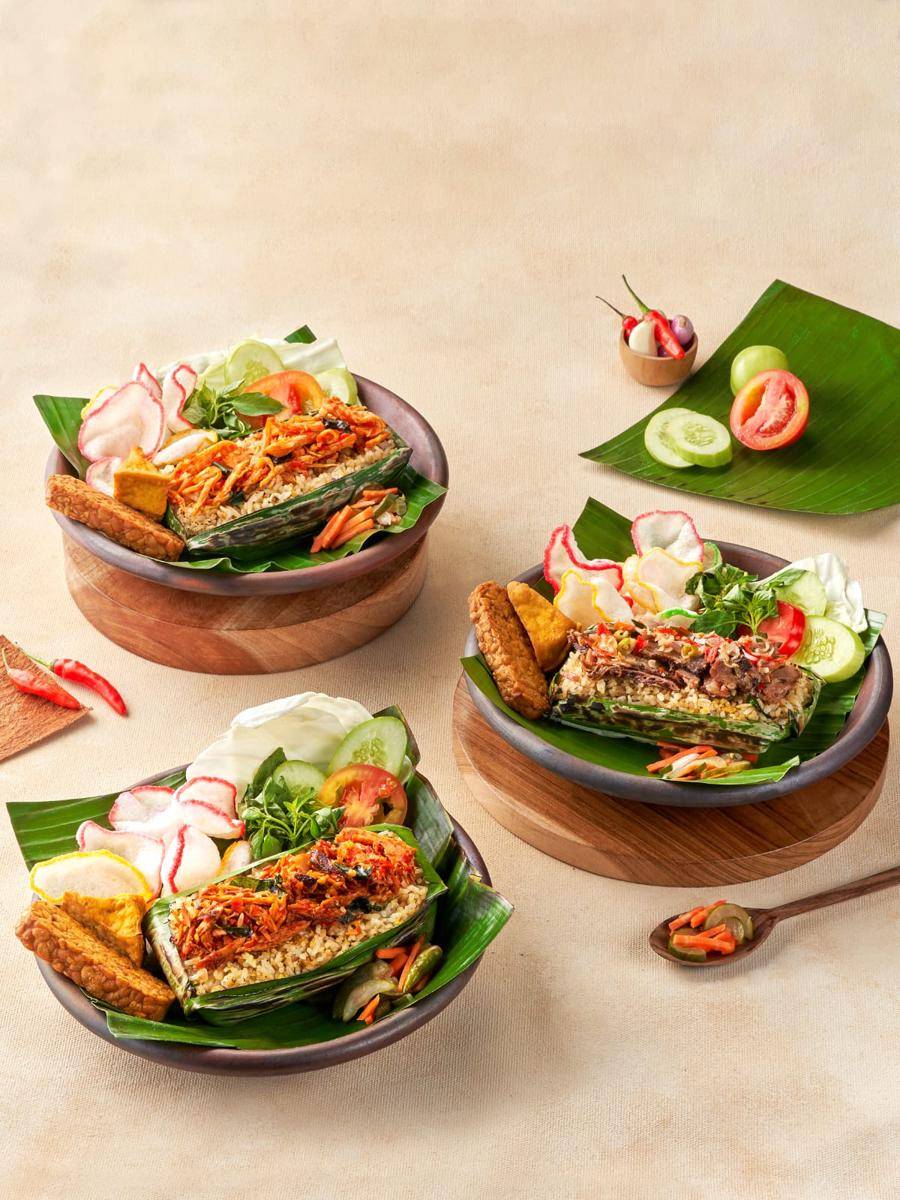 Menu nasi goreng bakar di The People's Cafe