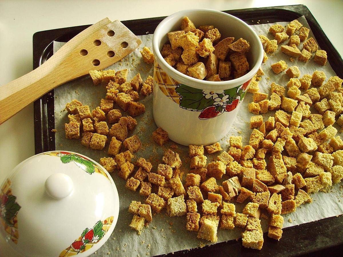 ilustrasi crouton (pixabay.com/mateya)