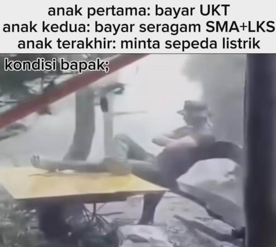 meme gaji pas-pasan