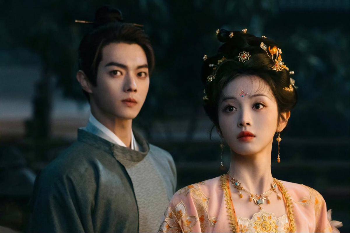 still cut drama China Moonlit Reunion (dok. Tencent Video)