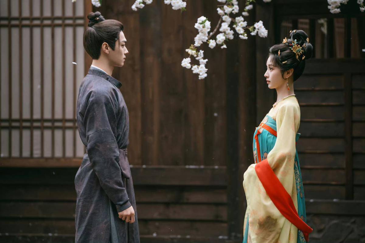 still cut drama China Moonlit Reunion (dok. Tencent Video)