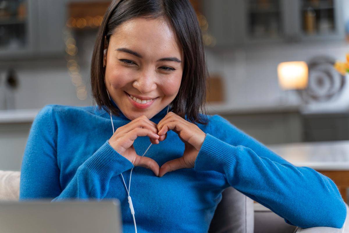 Tips Jaga Hubungan LDR dengan Teman (Freepik.com/ Freepik)