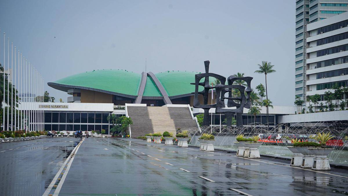 gedung DPR RI