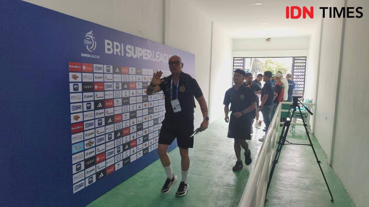 Pelatih Kiper Bhayangkara Presisi Lampung FC, Luizinho Passos. (IDN Times/Muhaimin)