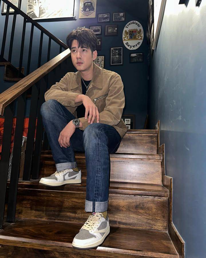 outfit layering ala Mario Maurer (instagram.com/mario_mm)