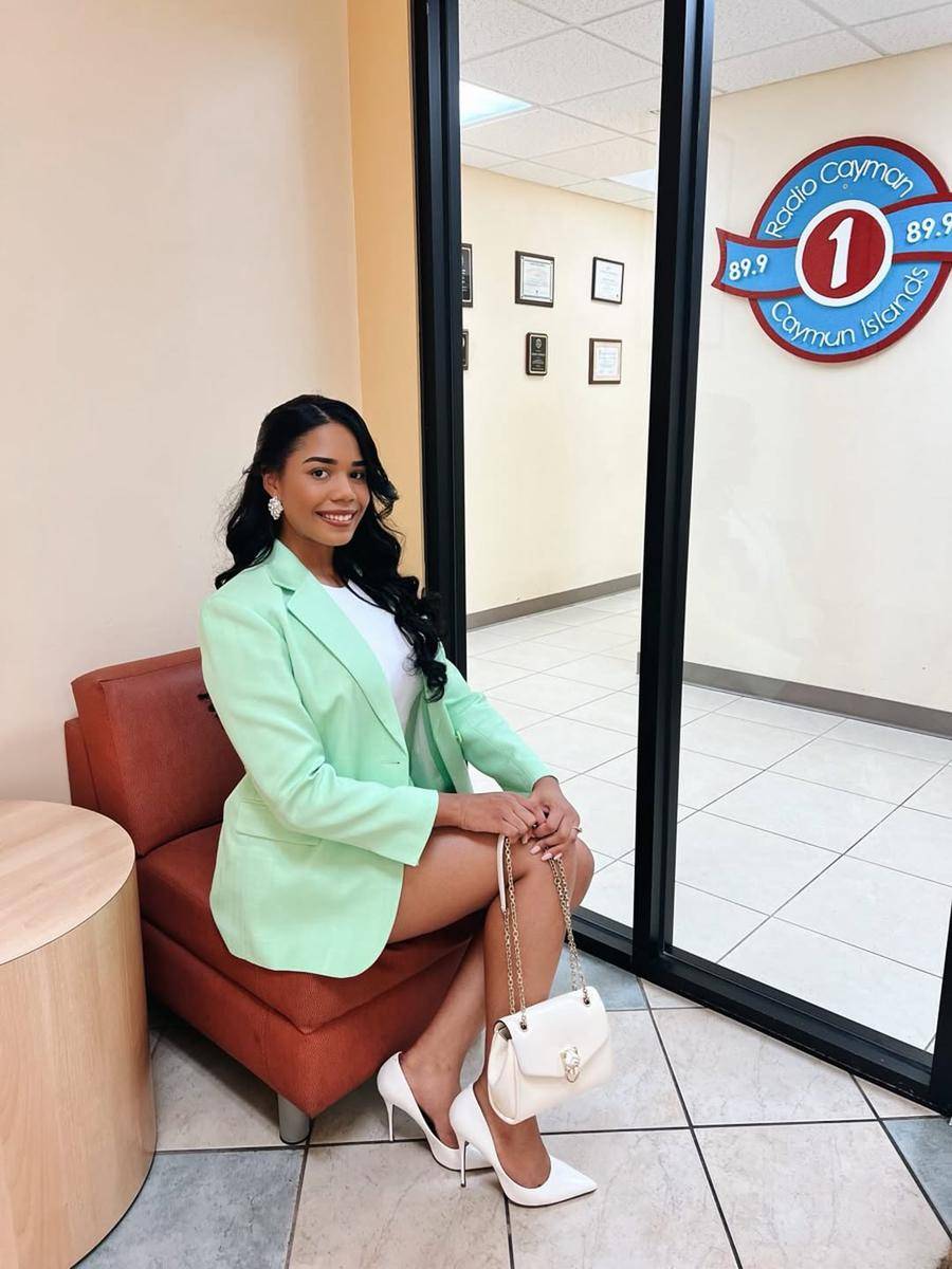 potret Tahiti Seymour, Miss Universe Kepulauan Cayman 2025 (instagram.com/tahitiseymour)
