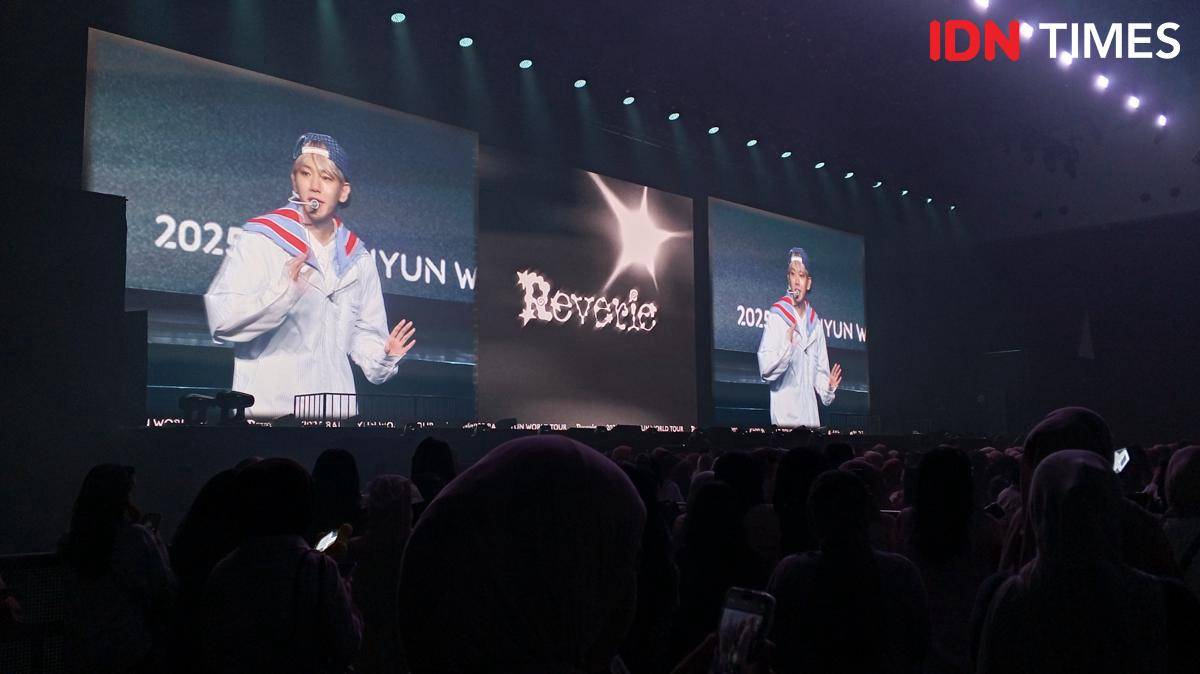 Baekhyun di Konser Reverie Jakarta 2025