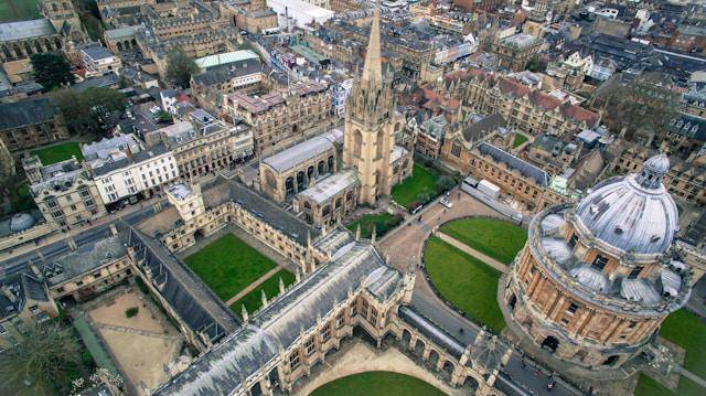 Potret Oxford University di Inggris