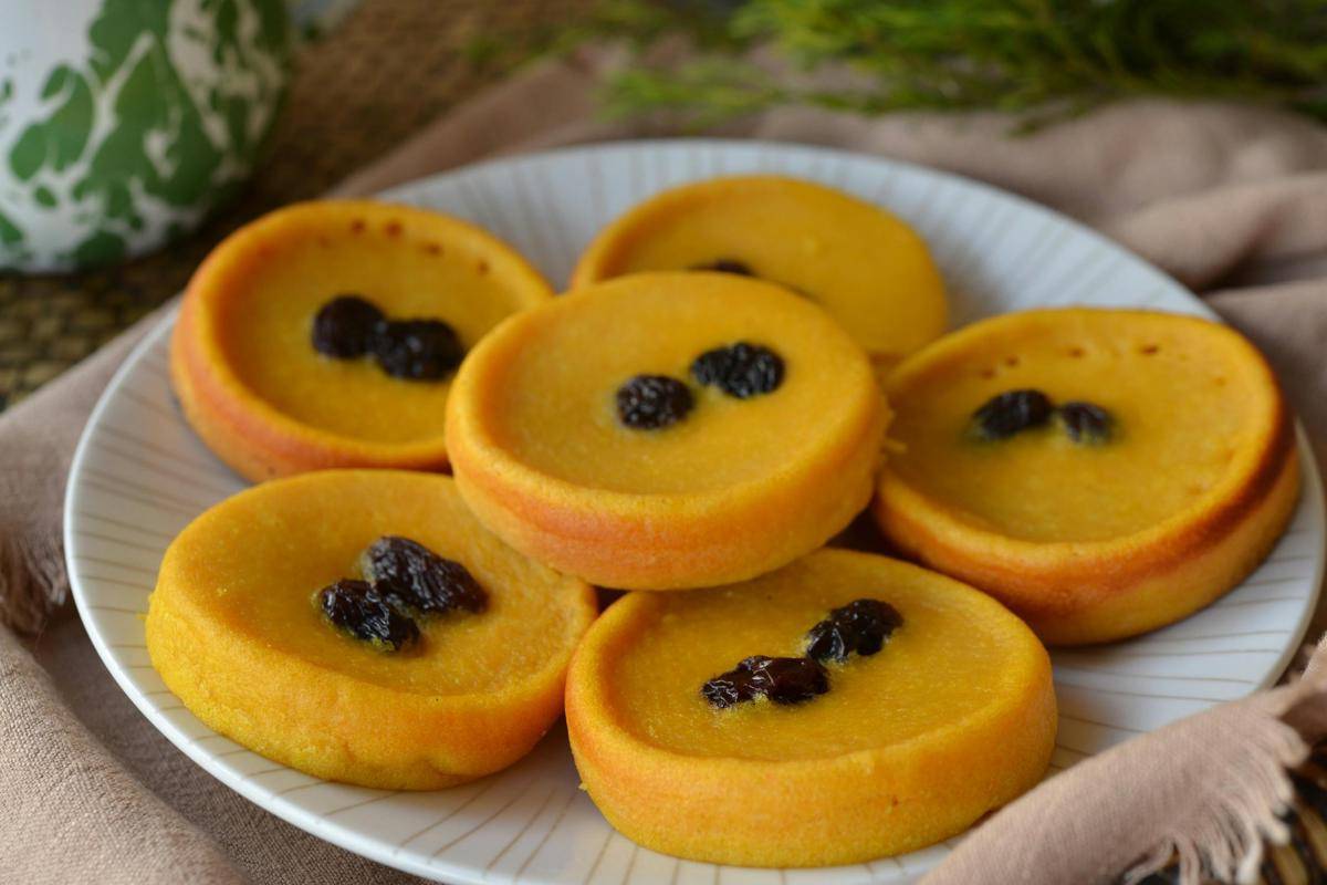 Kue lumpur kentang (pexels.com/Nonik Yench)