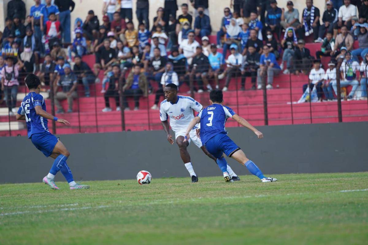 Laga PSIM Yogyakarta Vs Arema FC di Stadion Sultan Agung Bantul. (Dok. Media Officer Arema FC)