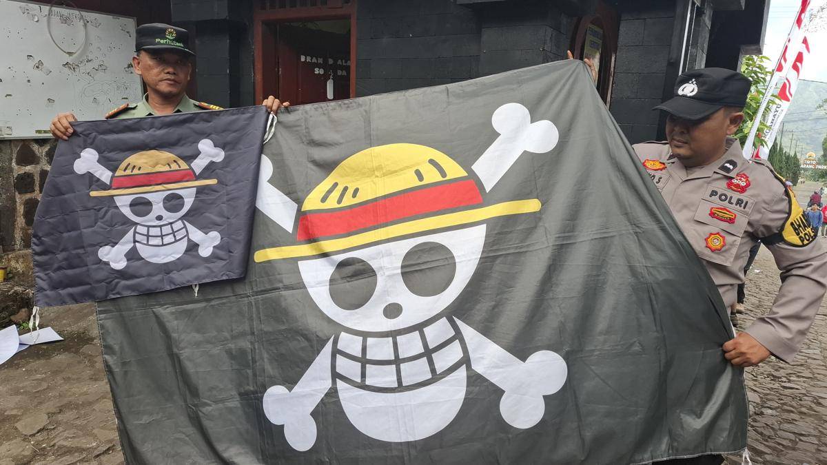 Dua bendera One Piece diamankan petugas di pos pendakian Cemeorosewu Magetan. IDN Times/Istimewa.