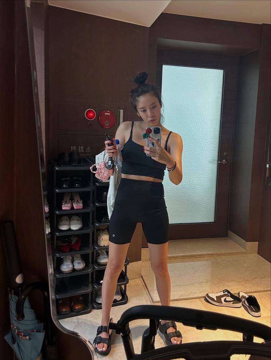 potret Son Dam Bi usai melahirkan (via instagram.com/xodambi)