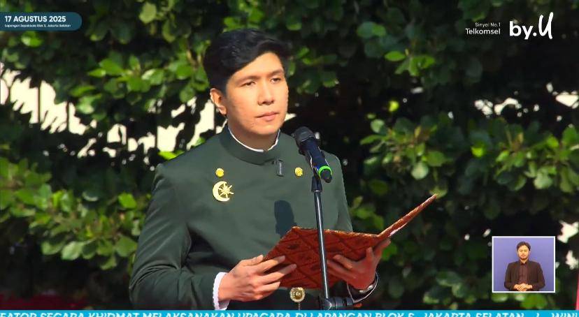 potret Windah Basudara jadi pembina upacara 17 Agustus (youtube.com/by.U)
