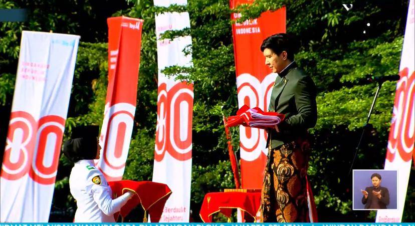 potret Windah Basudara jadi pembina upacara 17 Agustus (youtube.com/by.U)