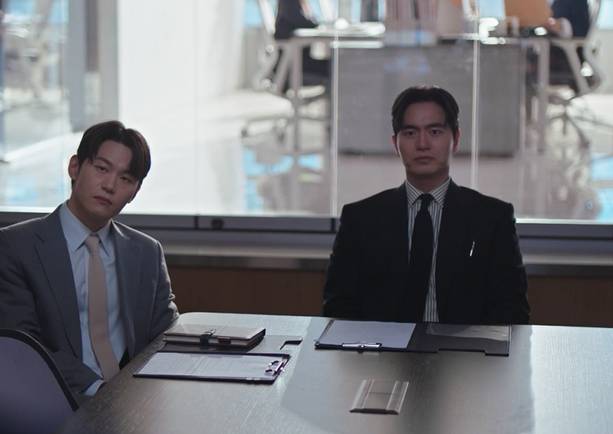 still cut drama Korea Beyond the Bar
