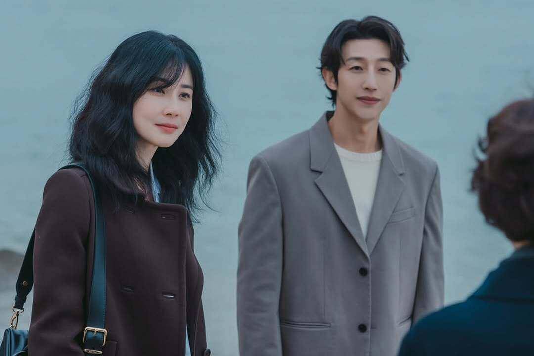 Lee Bo Young dan Kang Ki Young di Mary Kills People (instagram.com/mbcdrama_now)