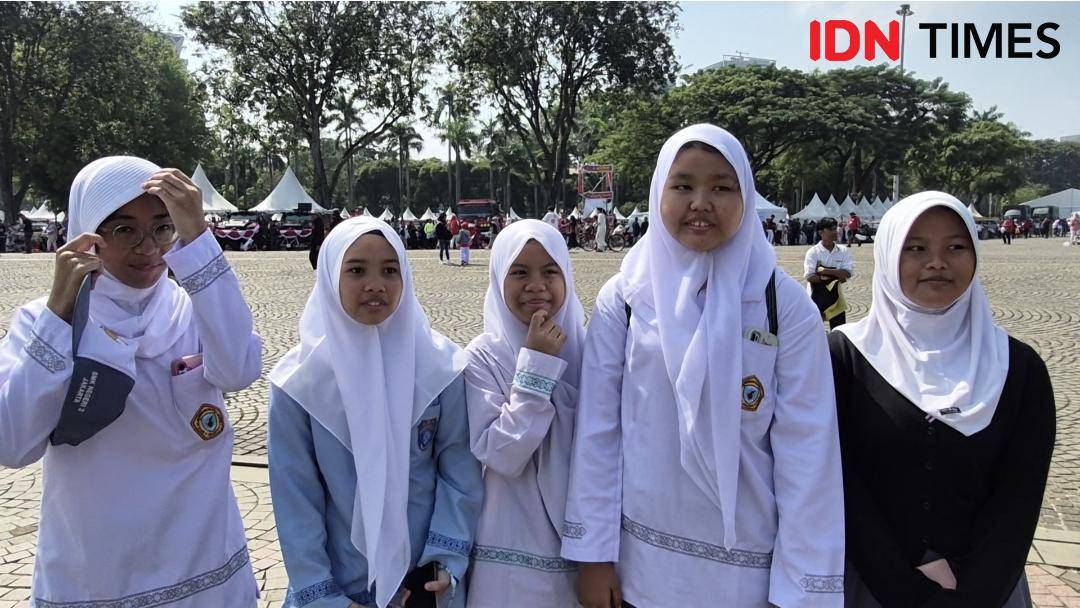 Siswi SMK Negeri 3 Jakarta