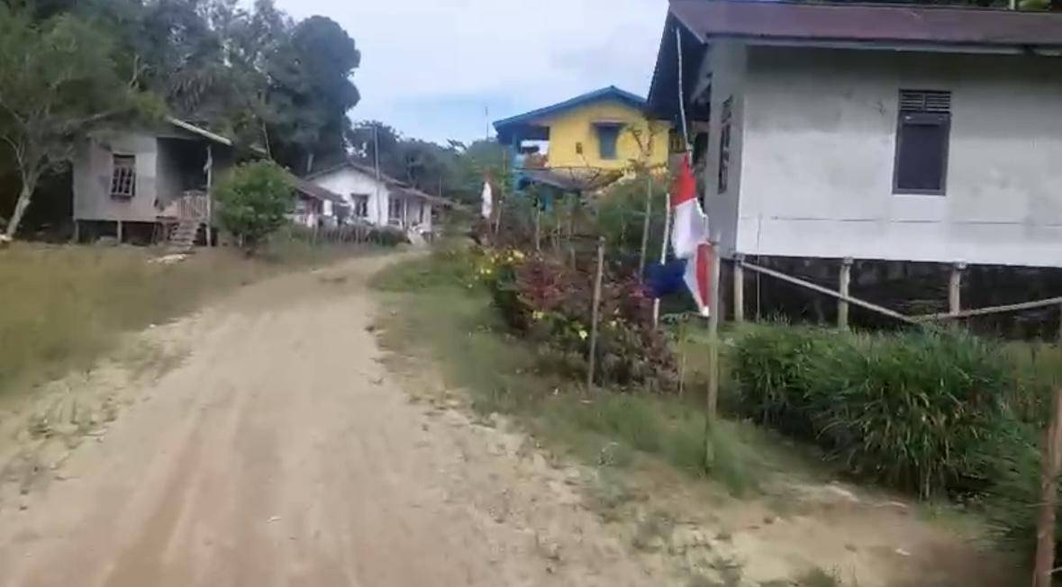 Warga di Kapuas Hulu protes penambang emas ilegal masih marak. 