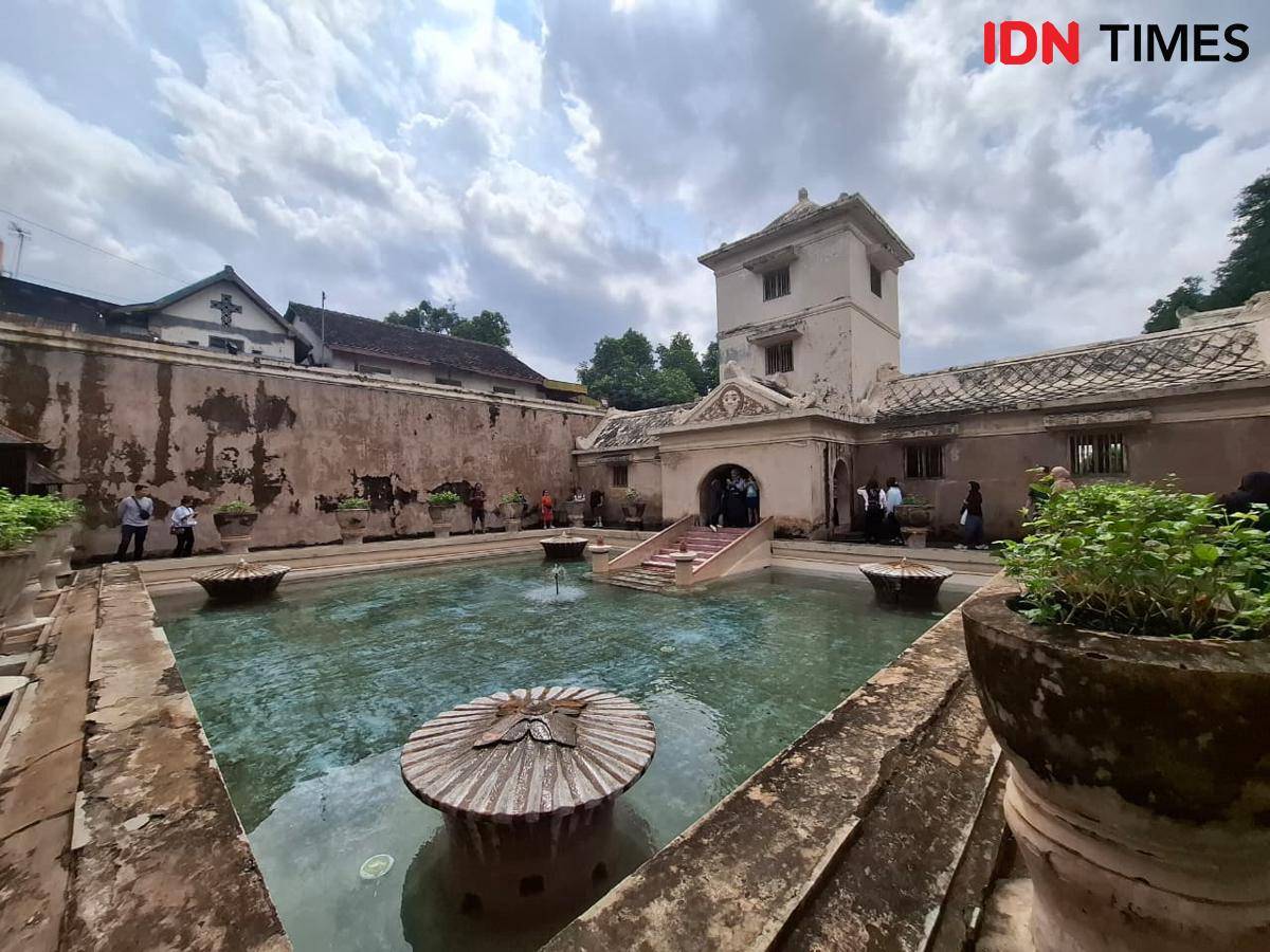 Kagungan Dalem Taman Sari Keraton