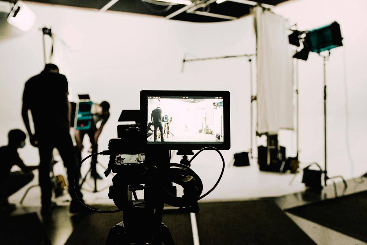 ilustrasi jurusan broadcasting (unsplash.com/Voyage Pro)
