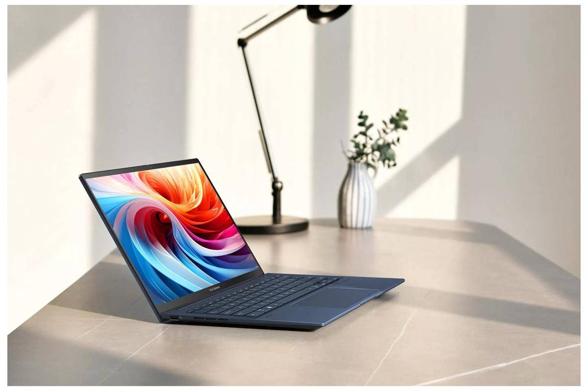 ASUS ZenBook S14 OLED