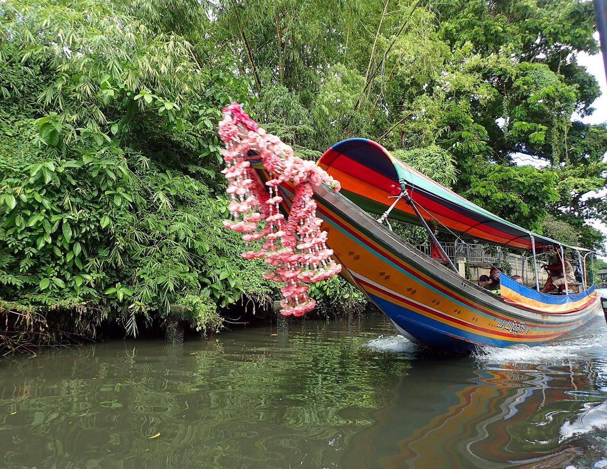 potret long tail boat (commons.wikimedia.org/Gozitano)