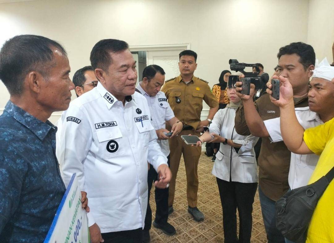 Bupati Muba Toha Tohet. (Dok. Pemkab Muba)