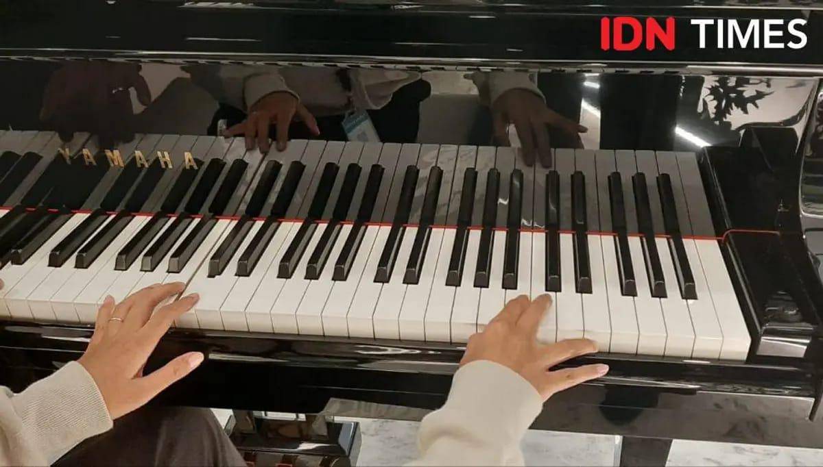 Ilustrasi Bermain Musik (Piano). (IDN Times/Sunariyah)