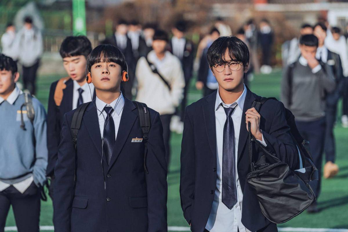 cuplikan drama ONE: High School Heroes (dok. Wavve/ONE: High School Heroes)