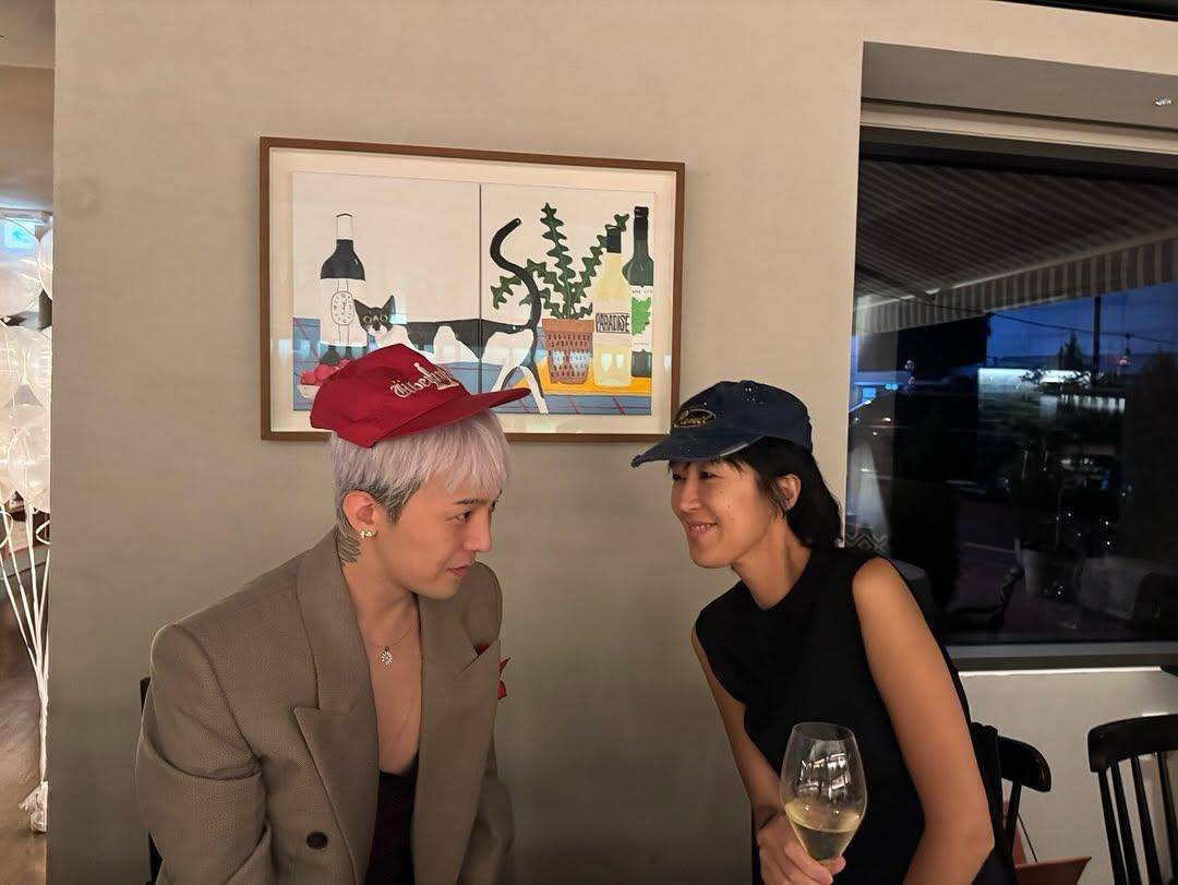 potret artis Korea di pesta ulang tahun G-DRAGON ke-38 (instagram.com/jinkyunghong)